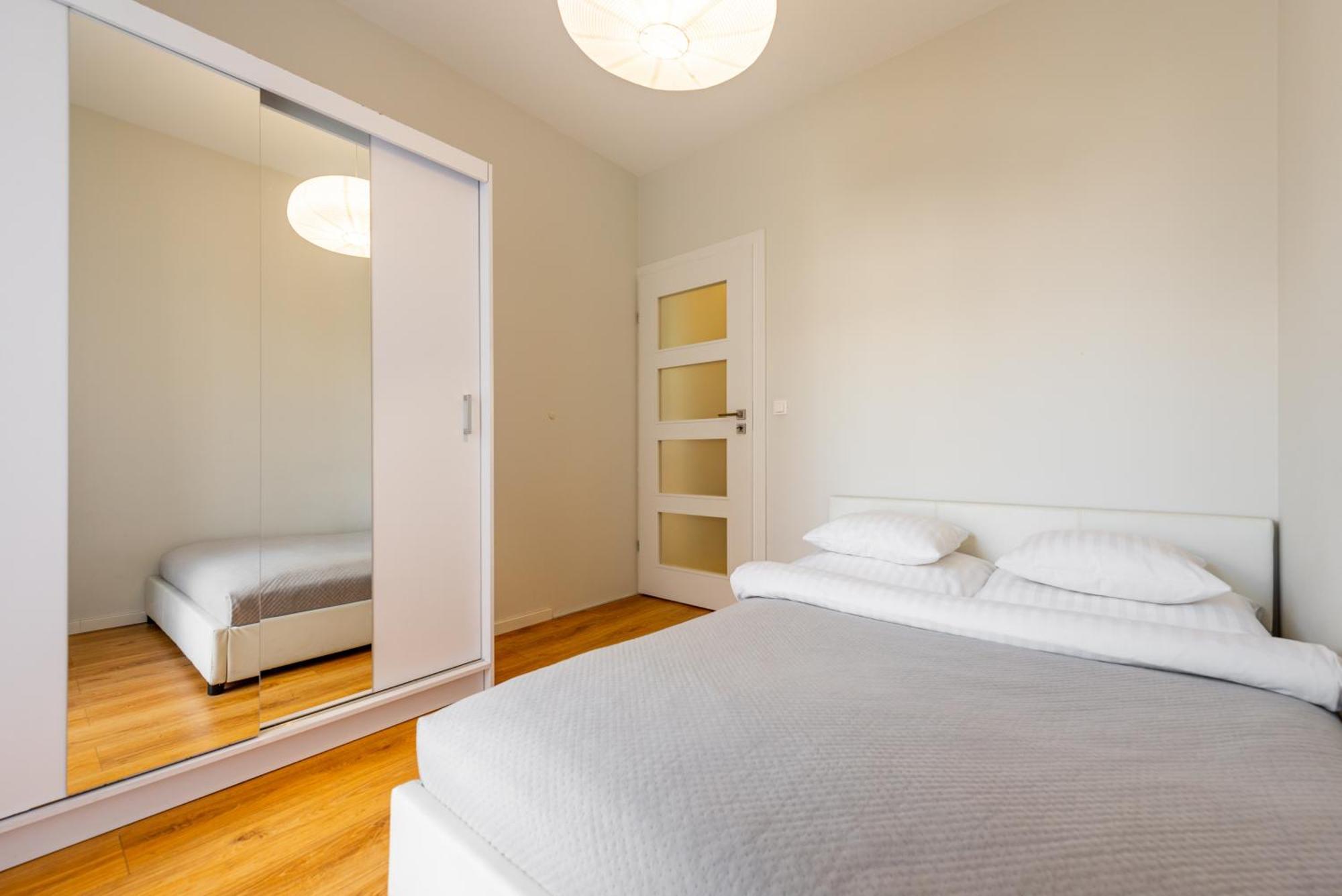 Apartamenty Tespis - Francuska Atal Park II คาโตวีตเซ ภายนอก รูปภาพ